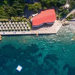 Hotel Arion