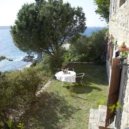 ホテル Arion ギュムシュルク