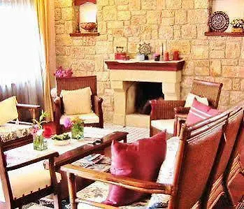 Arion 3* גומושלוק